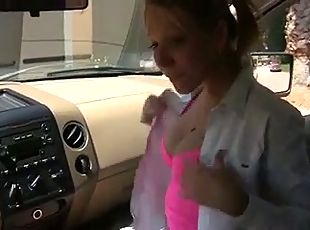 Quick blowjob in car