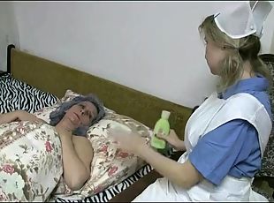Медсестра, Бабуся (Granny), Лесбіянка (Lesbian), Гарненька